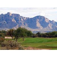 The Views Golf Club at Oro Valley sits some 15 miles north of Tucson, Arizona.